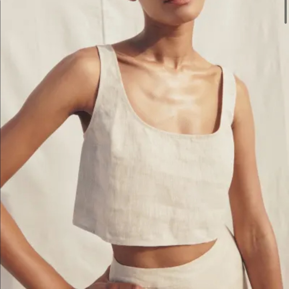Reformation Adalyn Linen Top, Never worn, tags still attached! Size 4
